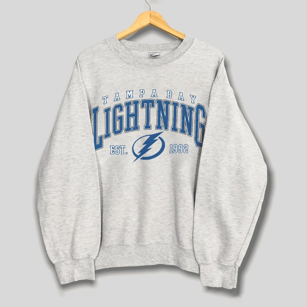 Vintage Tampa Bay Lightning Hockey Sweatshirt, NHL Tampa Bay Lightning Unisex